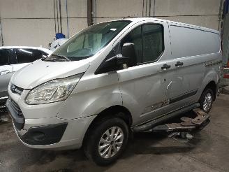 Coche siniestrado Ford Transit Transit Custom Van 2.2 TDCi 16V (CVFF(Euro 5)) [114kW]  (04-2012/12-20=
15) 2013/9