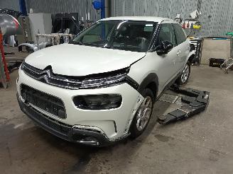 Coche siniestrado Citroën C4 C4 Cactus (0B/0P) Hatchback 5-drs 1.2 PureTech 110 12V (EB2ADT(HNP)) [=
81kW]  (09-2014/...) 2019/5