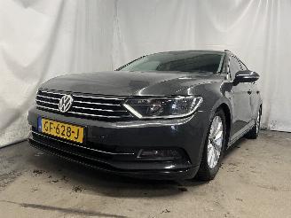 Auto incidentate Volkswagen Passat Passat Variant (3G5) Combi 1.6 TDI 16V (DCXA) [88kW]  (08-2014/11-2020=
) 2015/5