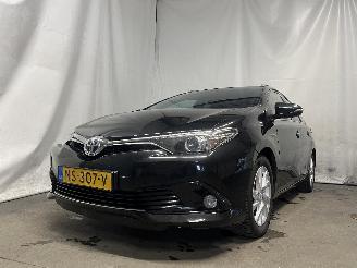 skadebil auto Toyota Auris Auris Touring Sports (E18) Combi 1.8 16V Hybrid (2ZRFXE) [100kW]  (07-=
2013/12-2018) 2017/4