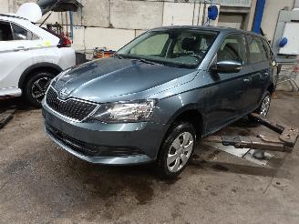 Sloopauto Skoda Fabia Fabia III Combi (NJ5) Combi 5-drs 1.2 TSI 16V Greentech (CJZD(Euro 6))=
 [81kW]  (10-2014/12-2022) 2017/4