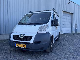 uszkodzony samochody osobowe Peugeot Boxer Boxer (U9) Van 2.2 HDi 110 Euro 5 (P22DTE(4HG)) [81kW]  (03-2011/12-20=
20) 2012/10