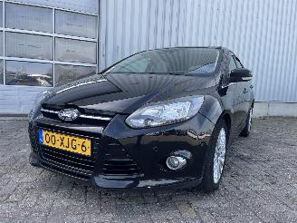 Schadeauto Ford Focus Focus 3 Hatchback 1.0 Ti-VCT EcoBoost 12V 100 (M2DA(Euro 5)) [74kW]  (=
02-2012/05-2018) 2012/6