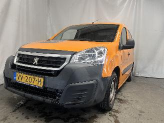 damaged passenger cars Peugeot Partner Partner (GC/GF/GG/GJ/GK) Van 1.6 HDI, BlueHDI 75 (DV6FE(BHW)) [55kW]  =
(07-2011/12-2018) 2016/4