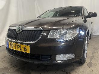 damaged passenger cars Skoda Superb Superb (3TAA) Hatchback 1.4 TSI 16V (CAXC) [92kW]  (07-2008/05-2015) 2012/3