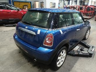 Mini Mini Mini (R56) Hatchback 1.6 16V One (N16-B16A) [72kW]  (03-2010/11-2013) picture 3
