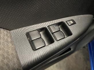 Nissan Note Note (E11) MPV 1.6 16V (HR16DE) [81kW]  (03-2006/06-2012) picture 14