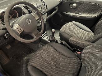 Nissan Note Note (E11) MPV 1.6 16V (HR16DE) [81kW]  (03-2006/06-2012) picture 13