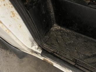 Ford Transit Transit Bus 2.2 TDCi 16V (P8FB(Euro 4)) [63kW]  (04-2006/08-2014) picture 14