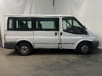 Ford Transit Transit Bus 2.2 TDCi 16V (P8FB(Euro 4)) [63kW]  (04-2006/08-2014) picture 7