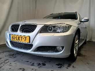 Auto incidentate BMW 3-serie 3 serie Touring (E91) Combi 318i 16V (N43-B20A) [105kW]  (05-2007/05-2=
012) 2010/5