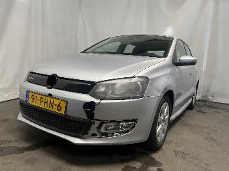 krockskadad bil auto Volkswagen Polo Polo V (6R) Hatchback 1.2 TDI 12V BlueMotion (CFWA(Euro 5)) [55kW]  (1=
0-2009/05-2014) 2011/1