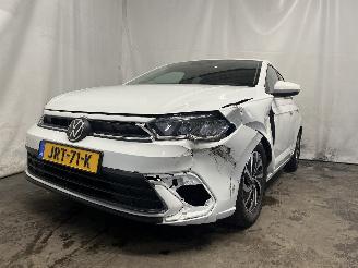 krockskadad bil auto Volkswagen Polo Polo VI (AW1) Hatchback 5-drs 1.0 MPI 12V (DSGD) [59kW]  (10-2020/...)= 2025/12