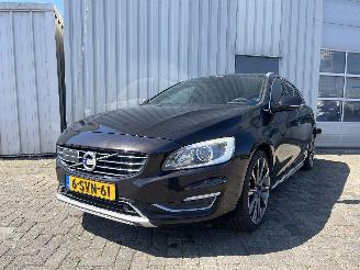 Unfallwagen Volvo V-60 V60 I (FW/GW) Combi 2.4 D6 20V Plug-in Hybrid AWD (D82PHEV) [206kW]  (=
06-2012/12-2015) 2013/12