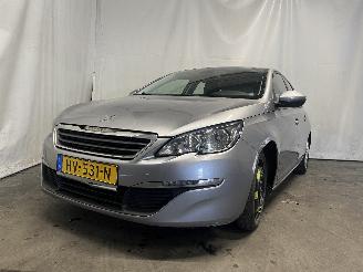 Schadeauto Peugeot 308 308 SW (L4/L9/LC/LJ/LR) Combi 5-drs 1.6 BlueHDi 120 (DV6FC(BHZ)) [88kW=
]  (03-2014/12-2021) 2015/12