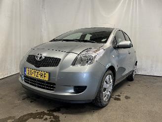 uszkodzony samochody osobowe Toyota Yaris Yaris II (P9) Hatchback 1.3 16V VVT-i (2SZFE) [64kW]  (08-2005/11-2010=
) 2007/3