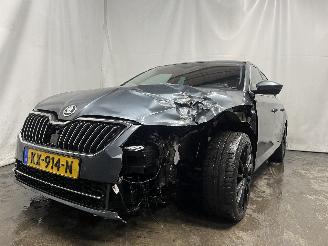 Voiture accidenté Skoda Superb Superb (3V3) Liftback 1.8 TSI 16V (CJSA) [132kW]  (03-2015/06-2024) 2017/1