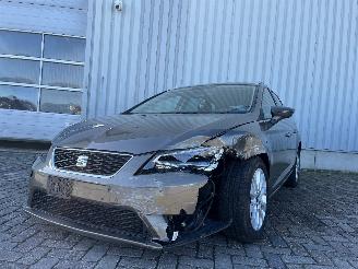 Schadeauto Seat Leon Leon ST (5FF) Combi 5-drs 1.4 TSI ACT 16V (CZEA) [110kW]  (05-2014/08-=
2020) 2015/9