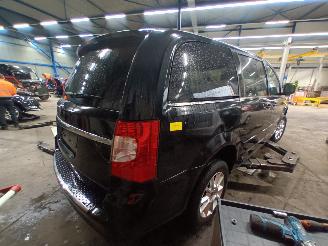Lancia Voyager Voyager (RT) MPV 2.8 CRD 16V (ENS) [120kW]  (09-2011/12-2014) picture 3