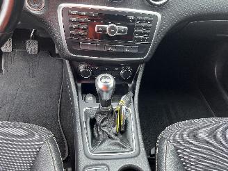 Mercedes A-klasse A (W176) Hatchback 1.6 A-180 16V (M270.910) [90kW]  (09-2012/05-2018) picture 26