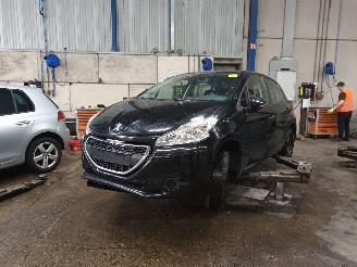 Autoverwertung Peugeot 208 208 I (CA/CC/CK/CL) Hatchback 1.0 Vti 12V PureTech (EB0(ZMZ)) [50kW]  =
(03-2012/12-2019) 2013/6