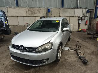 Uttjänta bilar auto Volkswagen Golf Golf VI (5K1) Hatchback 1.2 TSI BlueMotion (CBZB) [77kW]  (11-2008/11-=
2012) 2011/2