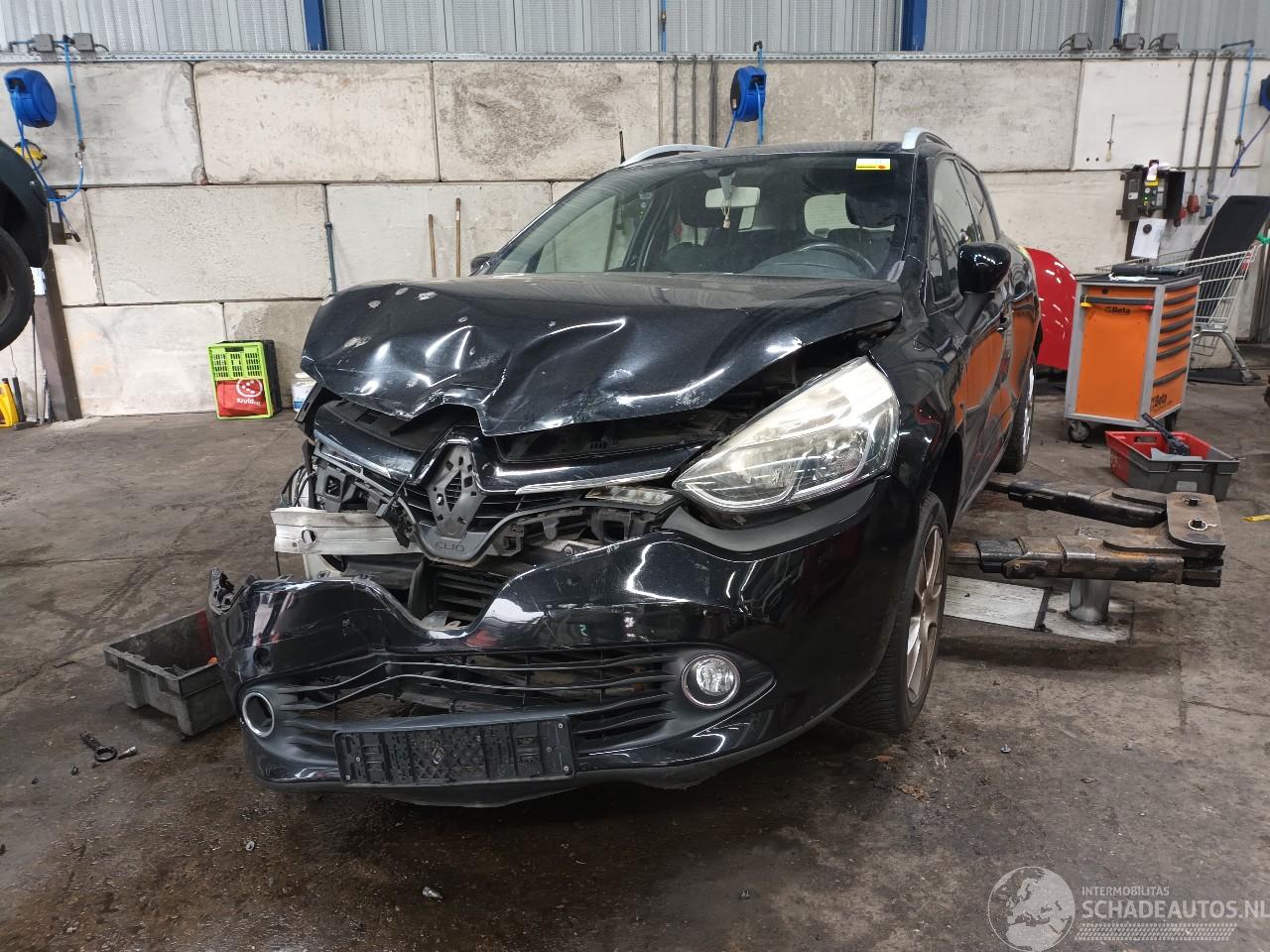 Renault Clio Clio IV Estate/Grandtour (7R) Combi 5-drs 0.9 Energy TCE 90 12V (H4B-4=
00(H4B-A4)) [66kW]  (01-2013/08-2021)
