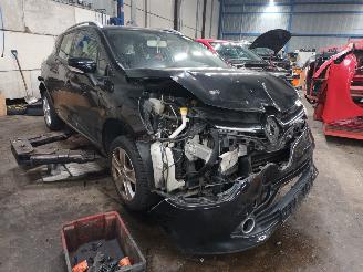 Renault Clio Clio IV Estate/Grandtour (7R) Combi 5-drs 0.9 Energy TCE 90 12V (H4B-4=
00(H4B-A4)) [66kW]  (01-2013/08-2021) picture 2