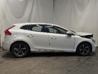 Volvo V-40 V40 (MV) Hatchback 5-drs 2.0 D2 16V (D4204T8(Euro 6b)) [88kW]  (02-201=
5/08-2019) picture 7