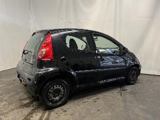 Peugeot 107 107 Hatchback 1.0 12V (384F(1KR)) [50kW]  (06-2005/05-2014) picture 6
