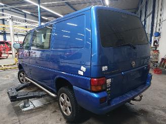 Volkswagen Transporter Transporter/Caravelle T4 Bus 2.5 TDI (AJT) [65kW]  (05-1998/04-2003) picture 4