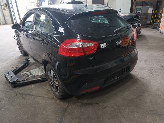 Kia Rio Rio III (UB) Hatchback 1.2 CVVT 16V (G4LA5) [63kW]  (09-2011/12-2017) picture 4