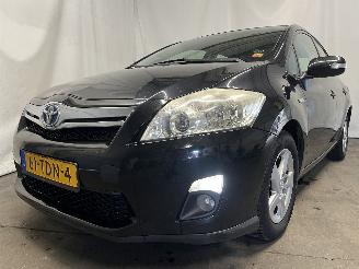 damaged passenger cars Toyota Auris Auris (E15) Hatchback 1.8 16V HSD Full Hybrid (2ZRFXE) [100kW]  (09-20=
10/09-2012) 2012/1