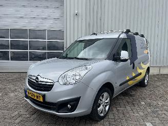 Coche accidentado Opel Combo Combo Van 1.6 CDTI 16V (A16FDH(Euro 5)) [77kW]  (02-2012/12-2018) 2018/4