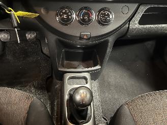 Nissan Note Note (E11) MPV 1.4 16V (CR14DE) [65kW]  (01-2006/08-2013) picture 17