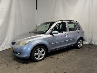 Mazda 2 2 (NB/NC/ND/NE) Hatchback 1.4 16V (FXJA) [58kW]  (04-2003/06-2007) picture 3