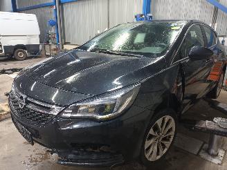 Vrakbiler auto Opel Astra Astra K Hatchback 5-drs 1.0 Turbo 12V (B10XFT(Euro 6)) [77kW]  (10-201=
5/12-2022) 2016/1