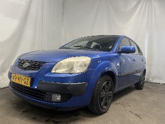 Auto incidentate Kia Rio Rio II (DE) Hatchback 1.4 16V (G4EE) [71kW]  (03-2005/12-2011) 2005/9