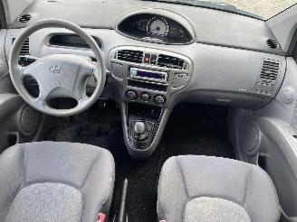 Hyundai Matrix Matrix Hatchback 1.6 16V (G4ED) [76kW]  (06-2001/04-2010) picture 11