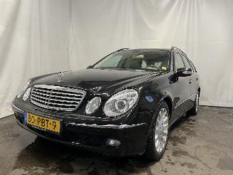 Vaurioauto  passenger cars Mercedes E-klasse E Combi (S211) Combi 3.5 E-350 V6 24V (M272.964) [200kW]  (03-2005/07-=
2009) 2005/11