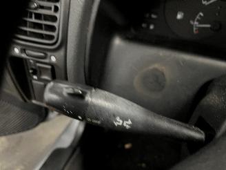 Nissan Primera Primera Wagon (W10) Combi 2.0i 16V SPi (SR20DI) [85kW]  (07-1990/03-19=
98) picture 18