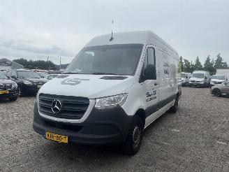 Voiture accidenté Mercedes Sprinter Sprinter 3,5t (907.6/910.6) Van 315 CDI 2.0 D RWD (OM654.920) [110kW] =
 (06-2020/...) 2021/3