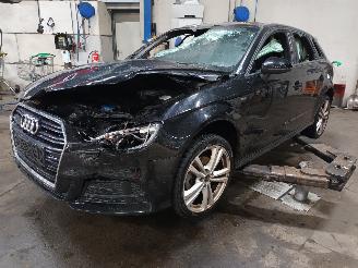 Auto da rottamare Audi A3 A3 Sportback (8VA/8VF) Hatchback 5-drs 1.6 TDI Ultra 16V (CXXB) [81kW]=
  (09-2013/10-2020) 2017/1