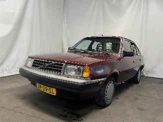 Damaged car Volvo 340 340/343/345 Hatchback 340 1.4 L,GL,DL,Winner (B14.4S) [51kW]  (08-1987=
/07-1988) 1989/3