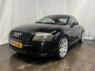 krockskadad bil auto Audi TT TT (8N3) Coupé 1.8 20V Turbo (AJQ) [132kW]  (10-1998/10-2006) 2000/3