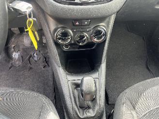 Peugeot 208 208 I (CA/CC/CK/CL) Hatchback 1.2 Vti 12V PureTech 82 (EB2F(HMZ)) [60k=
W]  (03-2012/12-2019) picture 17