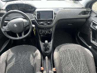 Peugeot 208 208 I (CA/CC/CK/CL) Hatchback 1.2 Vti 12V PureTech 82 (EB2F(HMZ)) [60k=
W]  (03-2012/12-2019) picture 11