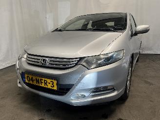 uszkodzony samochody osobowe Honda Insight Insight (ZE2) Hatchback 1.3 16V VTEC (LDA3(Euro 5)) [65kW]  (04-2009/0=
2-2014) 2010/8