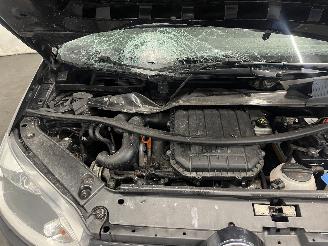 Volkswagen Up! Up! (121) Hatchback 1.0 12V 75 (CWRA) [55kW]  (08-2011/11-2019) picture 8