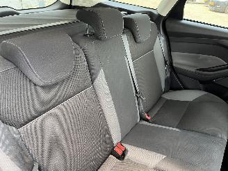 Ford Focus Focus 3 Wagon Combi 1.0 Ti-VCT EcoBoost 12V 125 (M1DA(Euro 5)) [92kW] =
 (02-2012/05-2018) picture 10